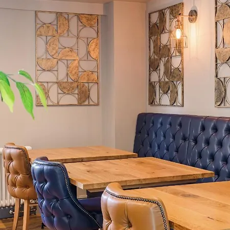 Plum And Partridge Husthwaite فندق يورك