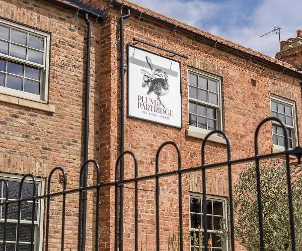 Plum&partridge Husthwaite 4*