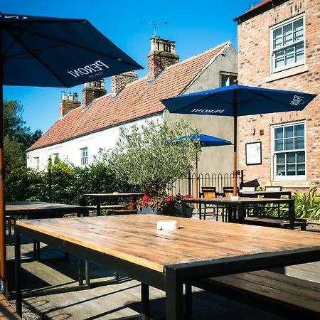 Plum And Partridge Husthwaite Hotel
